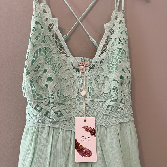 Chealsea & Vioket dress light green - Picture 7 of 11